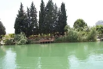 بيت ضيافة Happy Caretta 3*