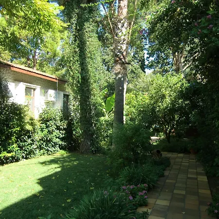 Happy Caretta Penzion 3*