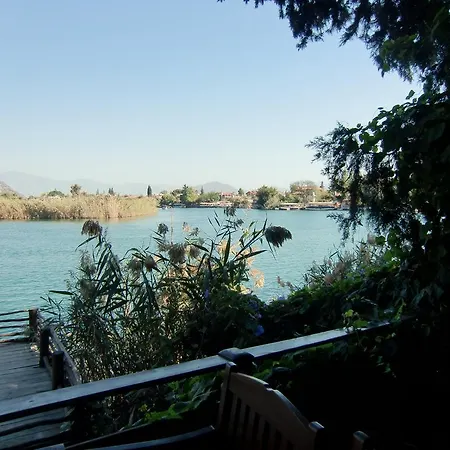 Penzion Happy Caretta Dalyan